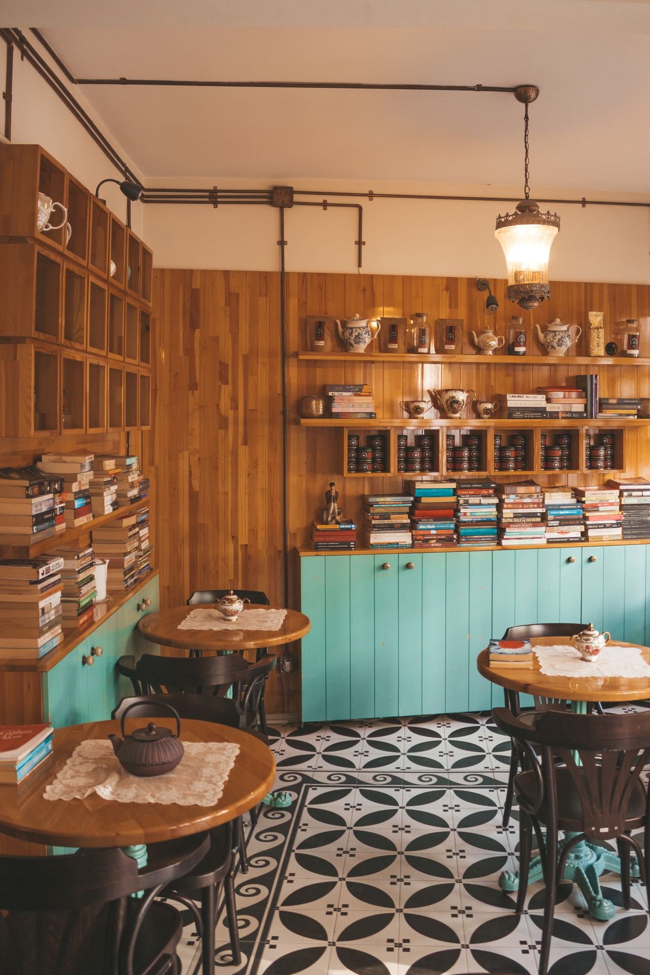 5 Cafe Legendaris dan Jadul di Jogja, Nostalgia Kental